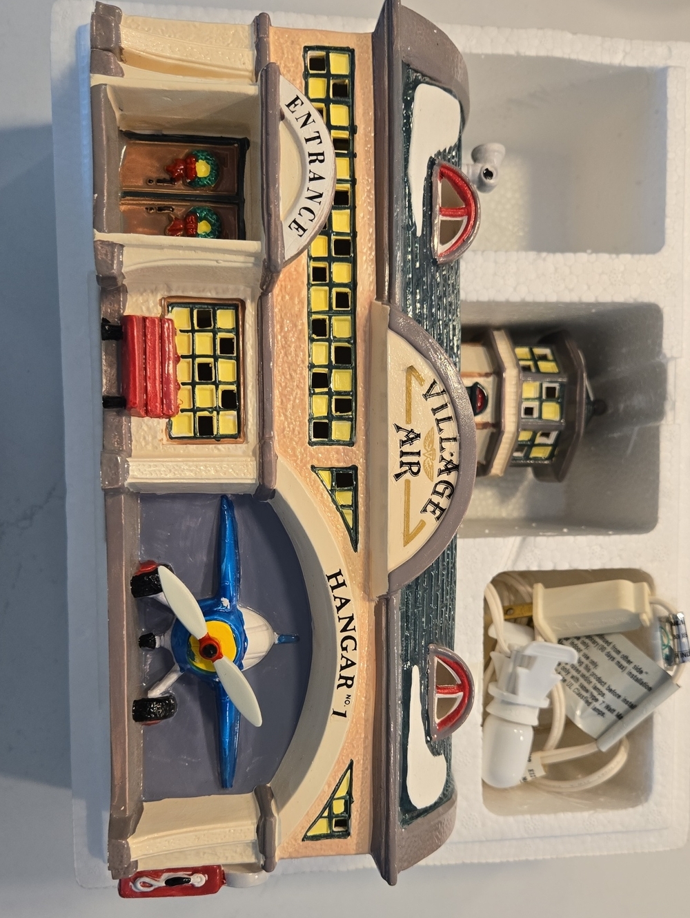 Vintage Snow Village "Airport" Handpainted Ceramic From Department 56 - Picture 3 of 4